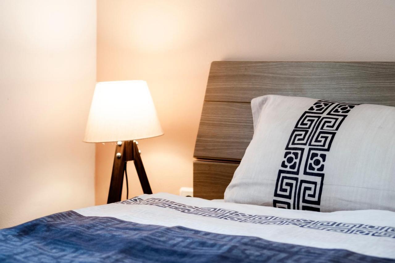 Apartment Deluxe Ровинь Экстерьер фото